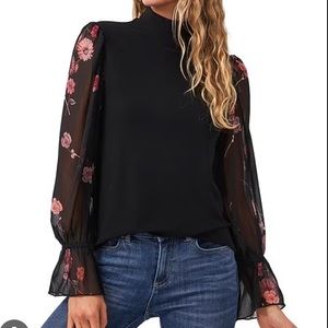 Cece Nordstrom mock neck floral sleeve mix media top. size XS. New with tags